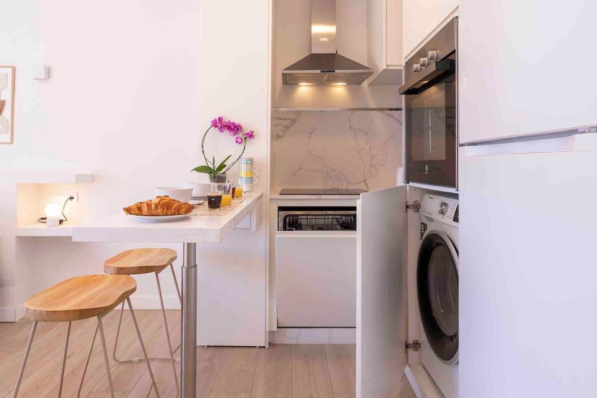 Escape At Marbella, Premium Apartment, 5min On *